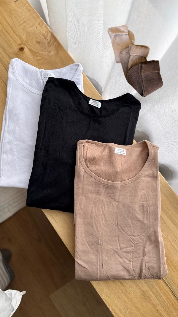 Producto - Camiseta termica + MEDIAS TERMICAS DE REGALO
