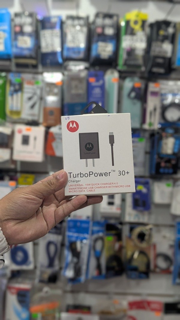 Producto - Cargador Motorola turbopower V8