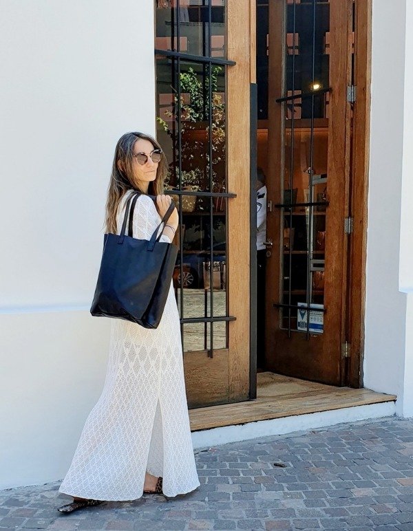 Producto - Cartera Tote cuero negra - 1