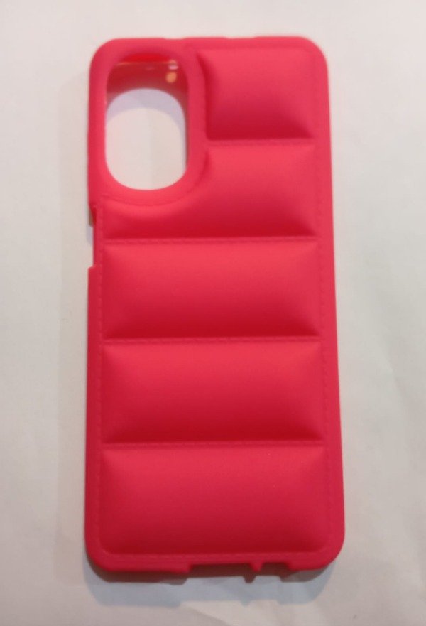 Producto - Funda Puffer Fucsia para Moto G52 - G82