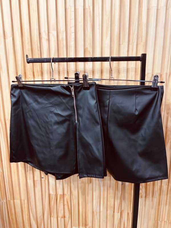 Producto - Short pollera cierre abert
