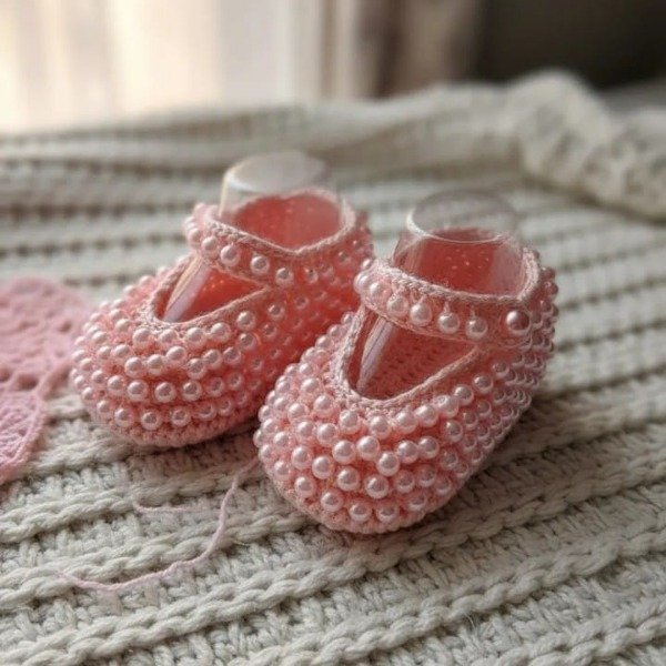 Producto - Zapatitos de perlas rosa tejido crochet 3-6 meses