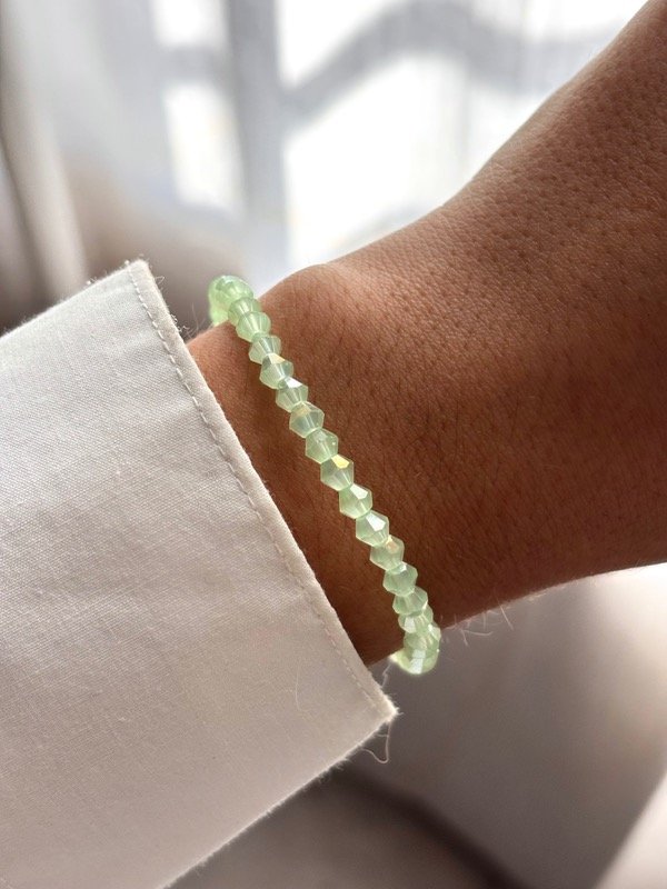 Producto - Pulsera cristal de roca verde light