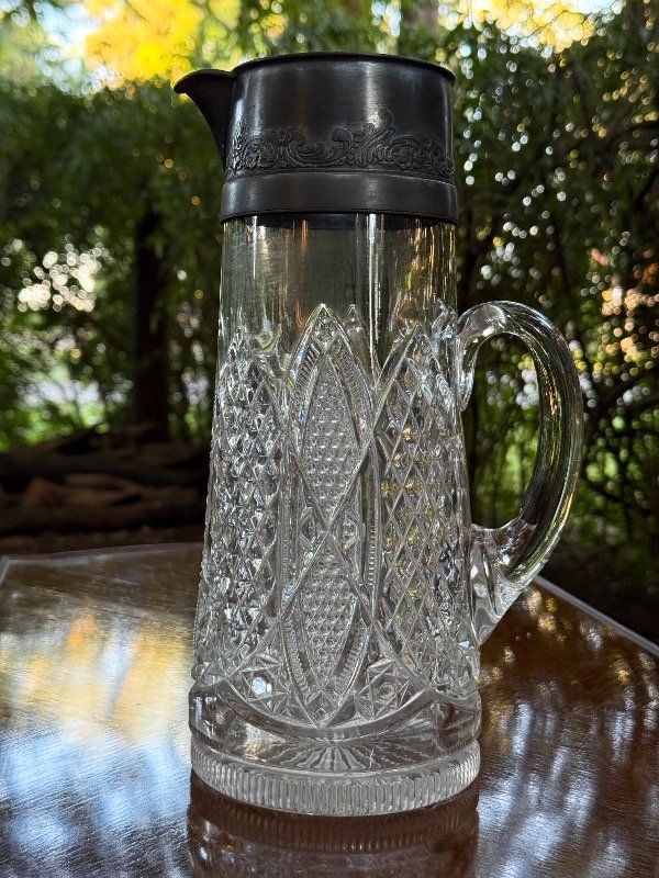 Producto - Jarra francesa en cristal con virola y pico de plata 28cm