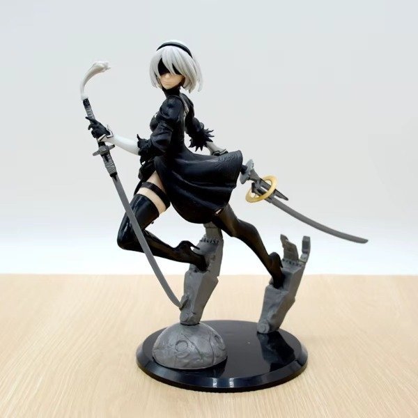 Producto - Figura Diorama Nier Automata 2B 18cm - Nier Automata