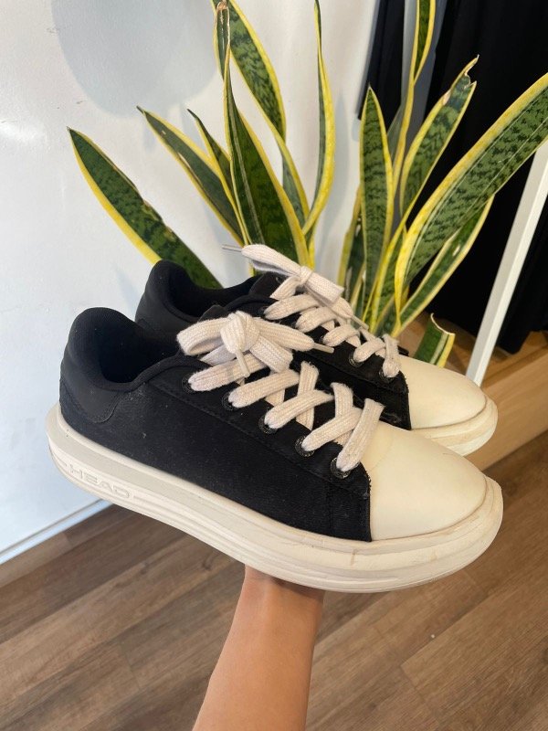 Producto - Zapatillas negras head unisex talle 41