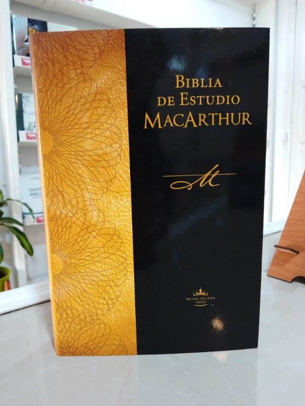 Producto - Biblia De Estudio Macarthur Tapa DURA