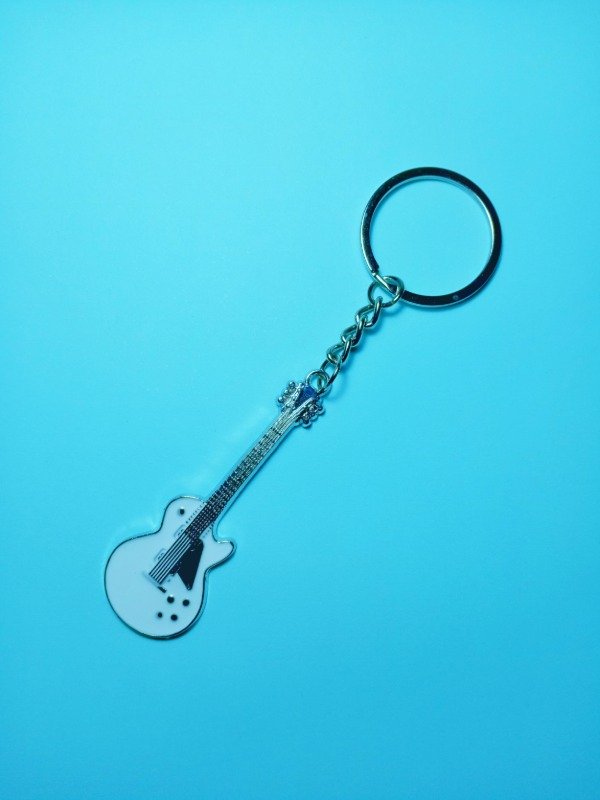 Producto - Llavero Guitarra - Blanca