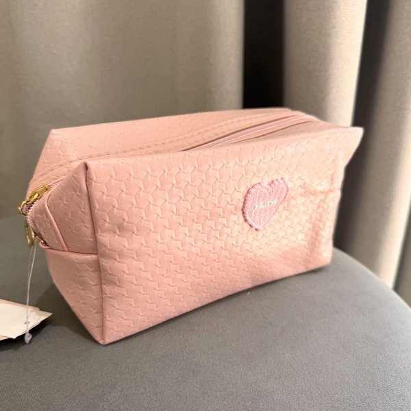 Producto - Neceser corazón rosa