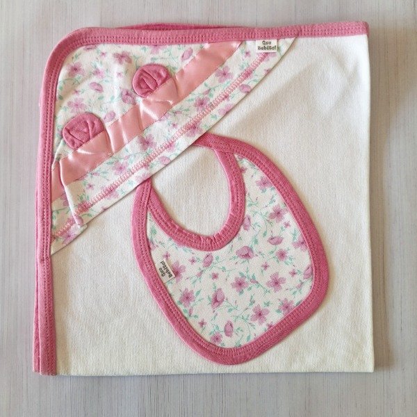 Producto - Mantita Recibidora + Babero Flores Rosas