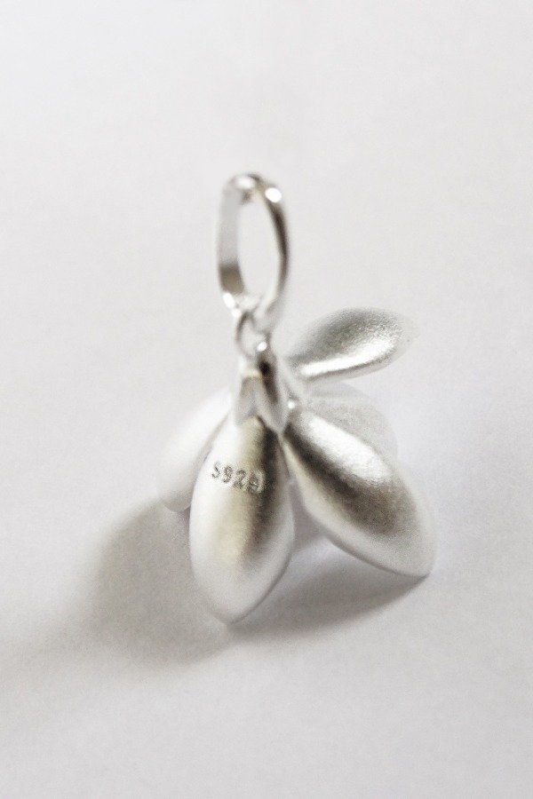 Producto - Colgante Magnolia SIN CADENA