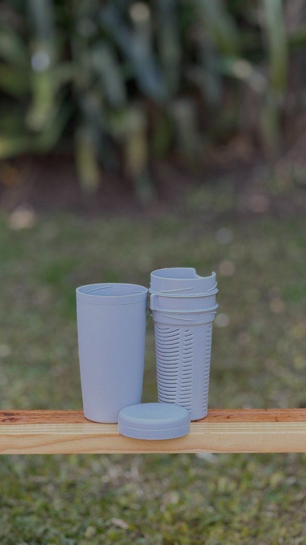 Producto - DESPOLVILLADOR GRIS DE PLASTICO