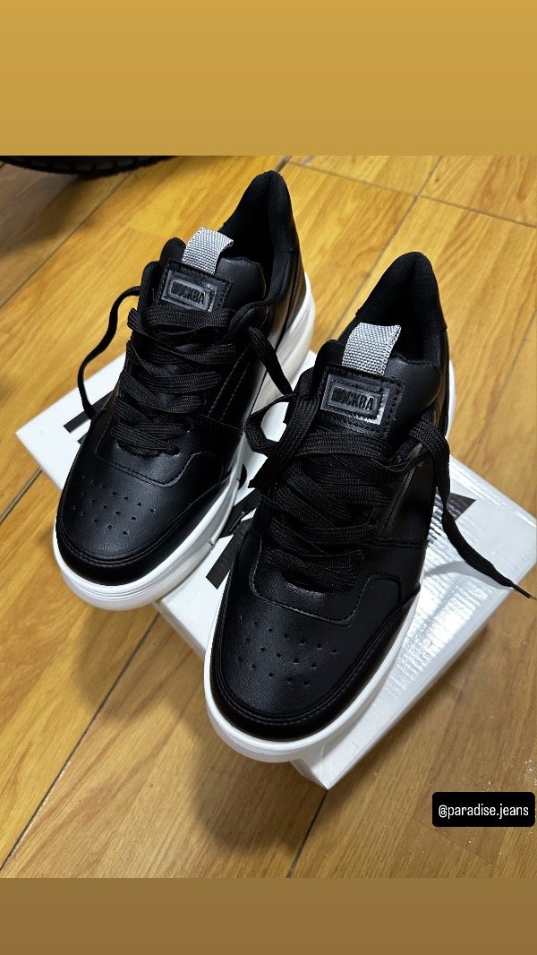 Producto - Zapatillas code