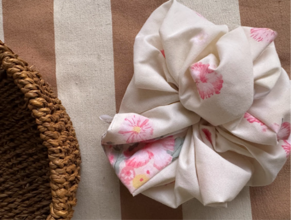 Producto - Scrunchie Estampada flores