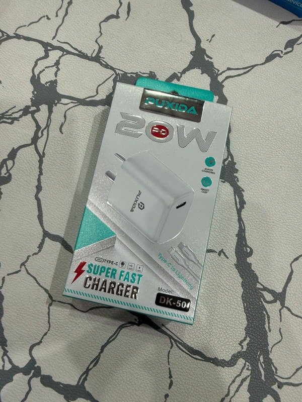 Producto - cargador completo puxida 20w iphone