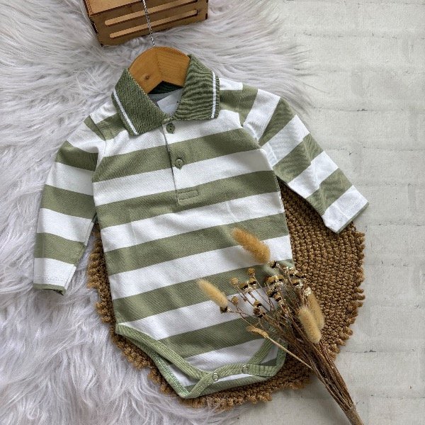 Producto - Body Chomba en color verde talles 3 al 5