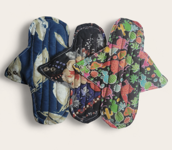 Producto - Pack x3 toallitas femeninas linea PUL - 1