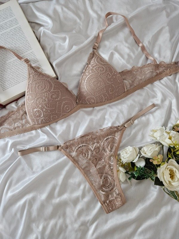 Producto - CONJUNTO DE ENCAJE TAZA SOFT BEIGE (A12 A)