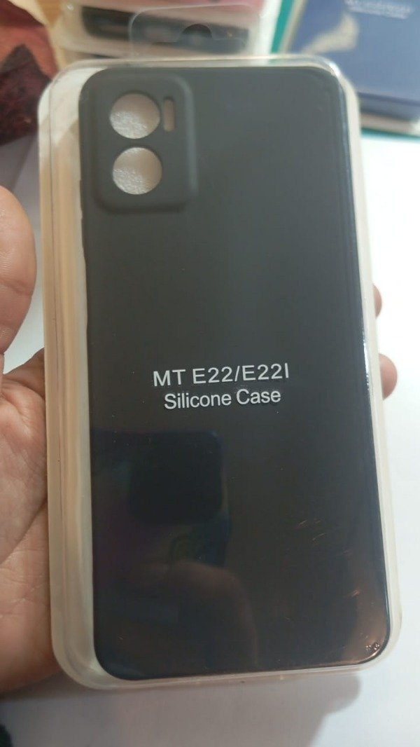 Producto - Funda Silicone Case Negro para Moto E22 - E22i