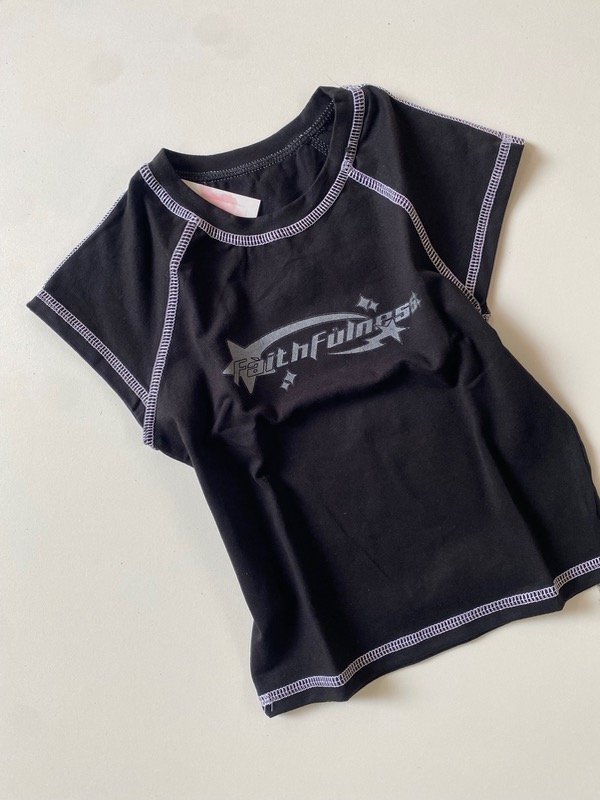 Producto - Remera baby tee fait
