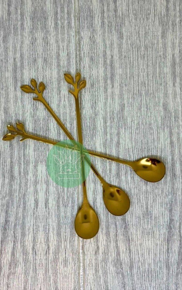 Producto - Cuchara dorada larga