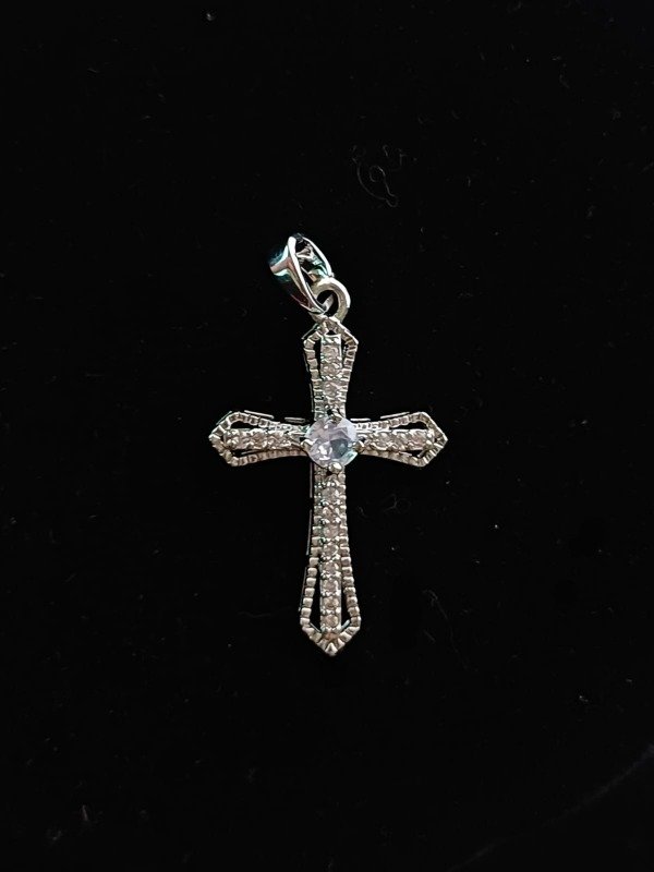 Producto - Dije cruz con strass