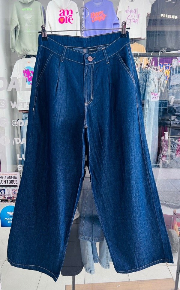 Producto - Sastrero de jean con pinzas