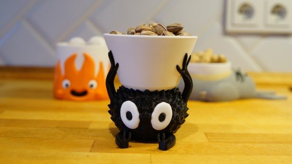 Producto - Pelusa totoro con cuenco (susuwatari)