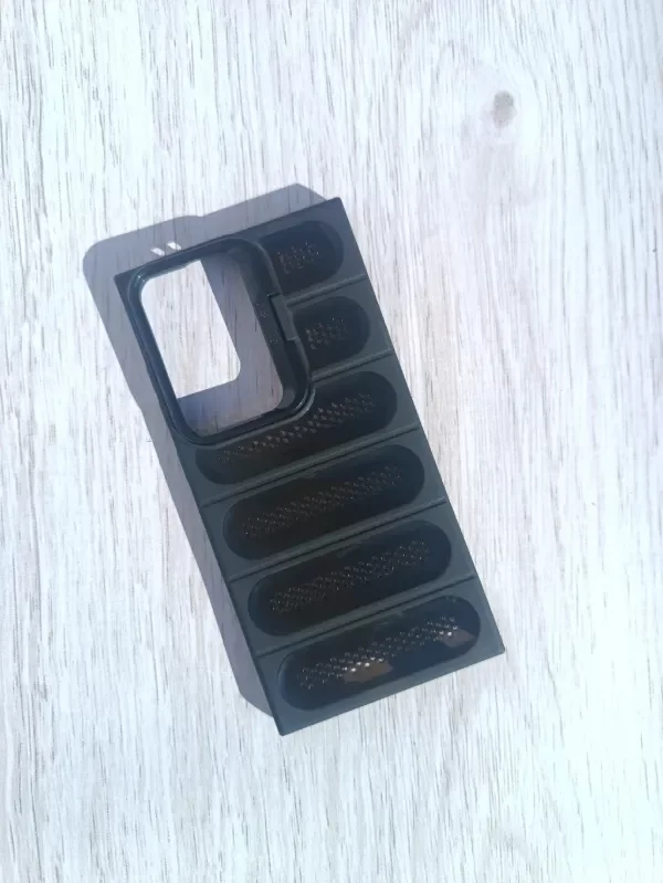 Producto - G85 funda puffer negro