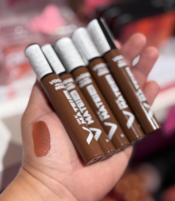 Producto - Labial Matte Vogue Resist MISTERIOSA