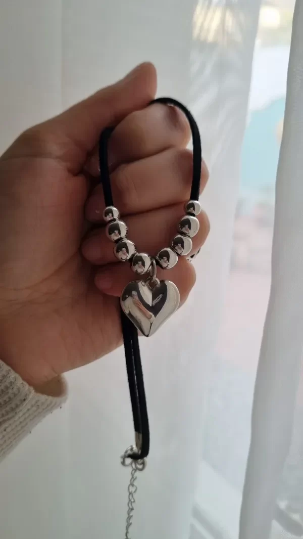 Producto - Gargantilla gamuza con corazon