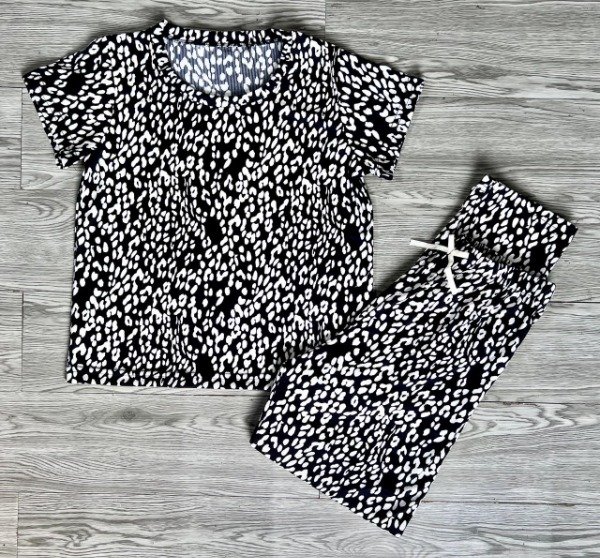 Producto - pijama morley dama, media estacion, blanco negro zebra