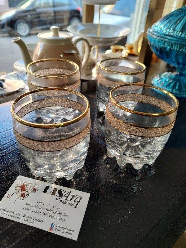 Producto - VASO WHISKY CON DORADO