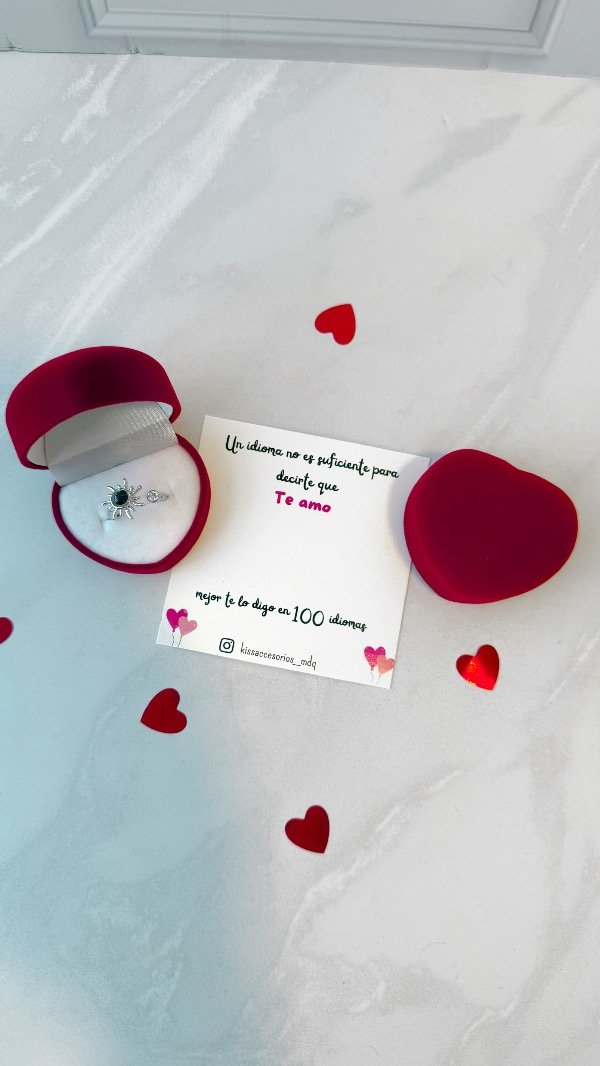 Producto - Cajita de pana con anillo de te amo en 100 idiomas - 1 U