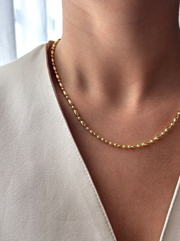 Producto - Collar dorado rizz