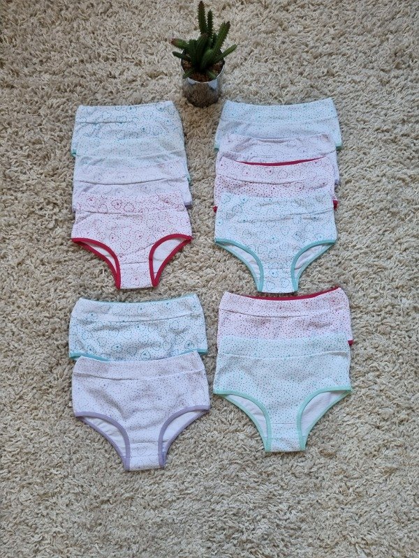 Producto - Bombachas para nena de algodon con lycra estampadas (El precio es por 12)