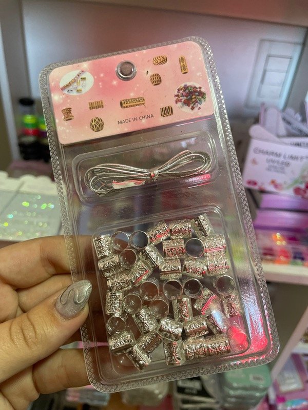 Producto - accesorio decoración para trenzas