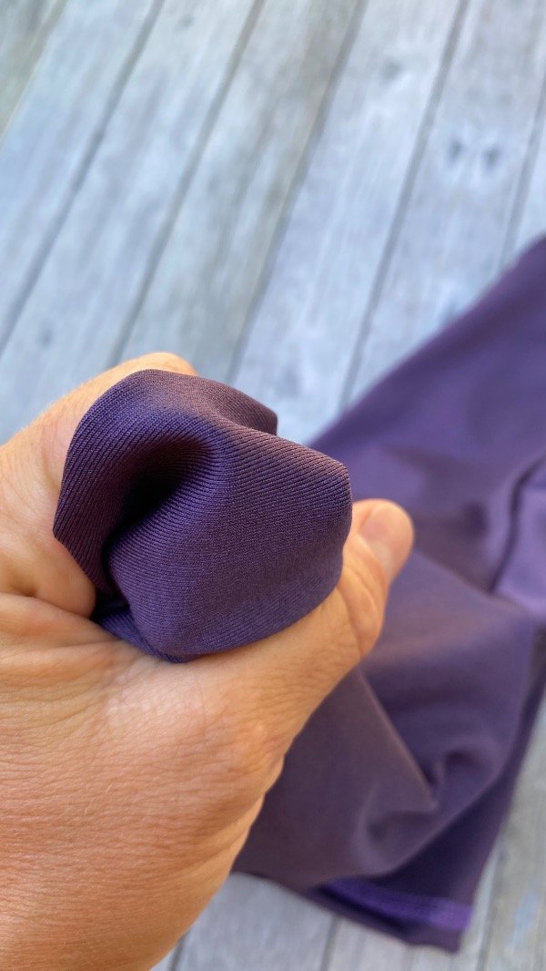 Calza corta morada - tejido intermedio — imagen 4