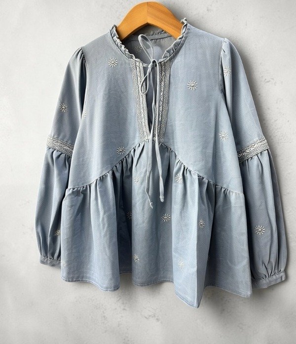 Producto - CAMISOLA JEAN BORDADA