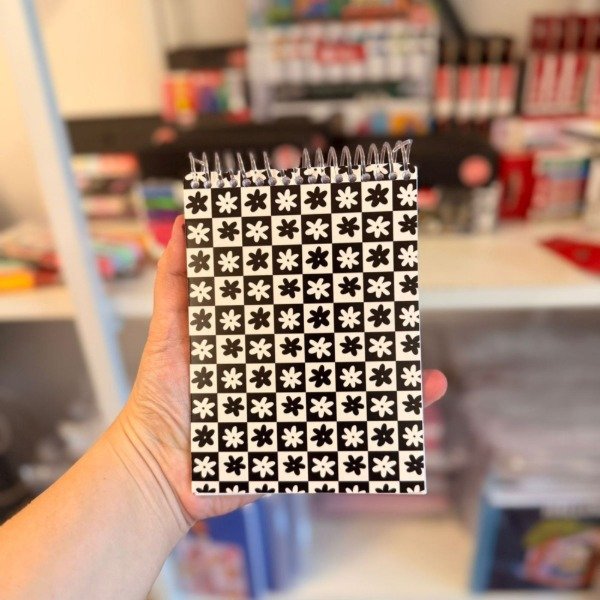 Producto - Cuadrille de flores byn