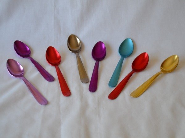 Producto - CUCHARAS METALICAS ANODIZADAS COLORES