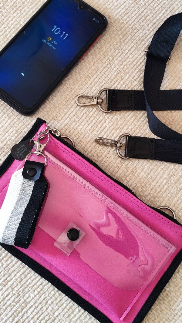 Producto - BILLETERA C/CORREA "POUCH BEAU"