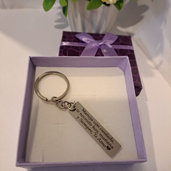 Producto - Llavero "Maneja con cuidado"