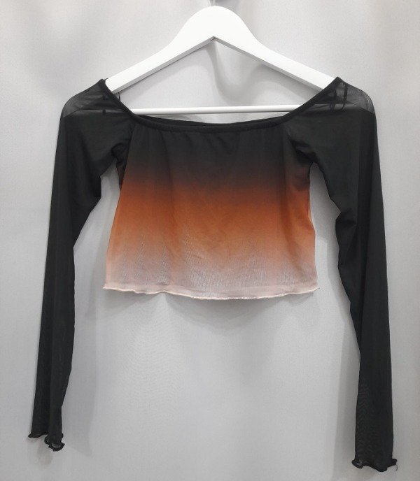 Producto - TOP MANGA LARGA IMPORTADO BERSHKA