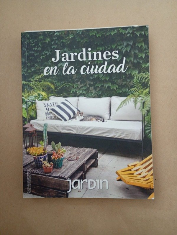Producto - Jardines en la ciudad - Lucia Cané - El jardín en la Argentina 2017