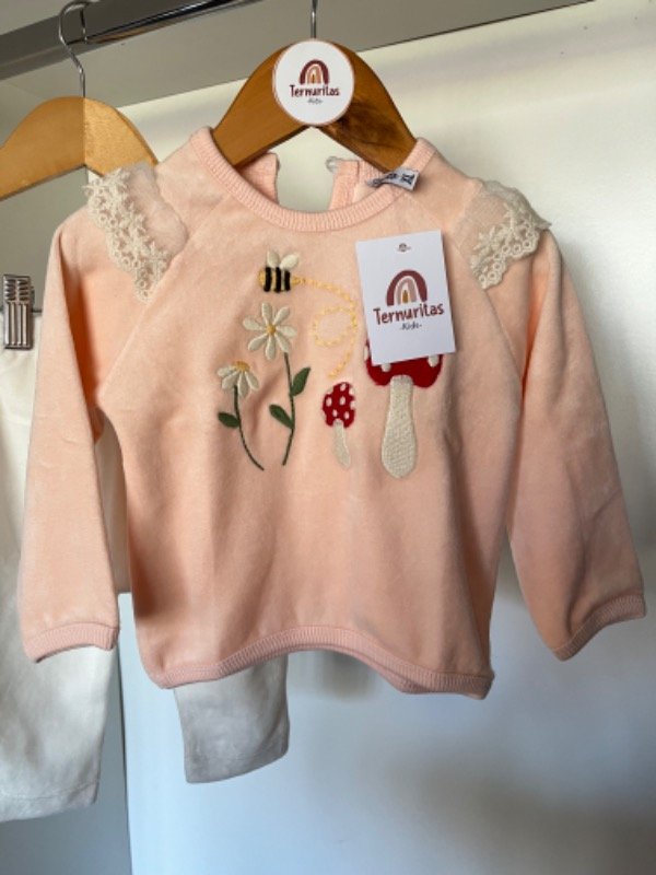 Producto - Buzo plush Aria