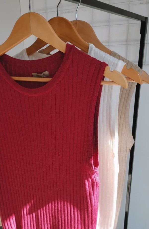 Producto - Musculosa tejida LINA