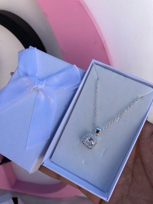 Producto - Collar diamond c/caja