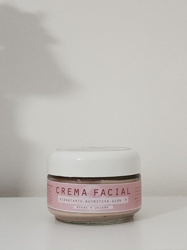 Producto - Crema facial hidratante y regeneradora de Rosas y jojoba. Todo tipo de piel