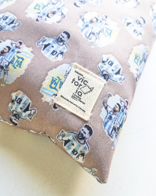 Producto - Funda para libros mediana Messi IMPERMEABLE